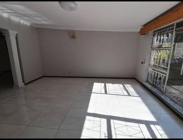 4 BEDROOM HOUSE FOR SALE IN BRENTHURST
